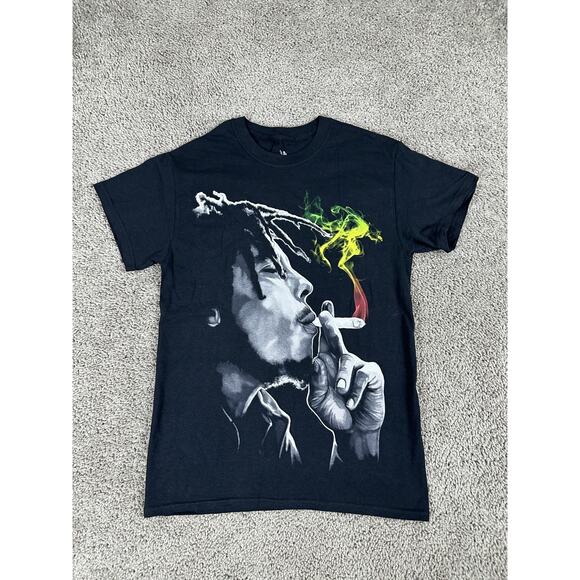 Zion Rootswear Shirt Mens Small Black Crewneck Reggae Rasta Smoking Graphic Tee - Picture 2 of 8